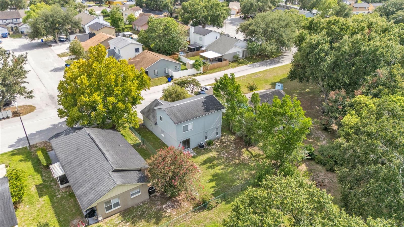 Image 36 of 40 For 1100 Lowry Avenue 69
