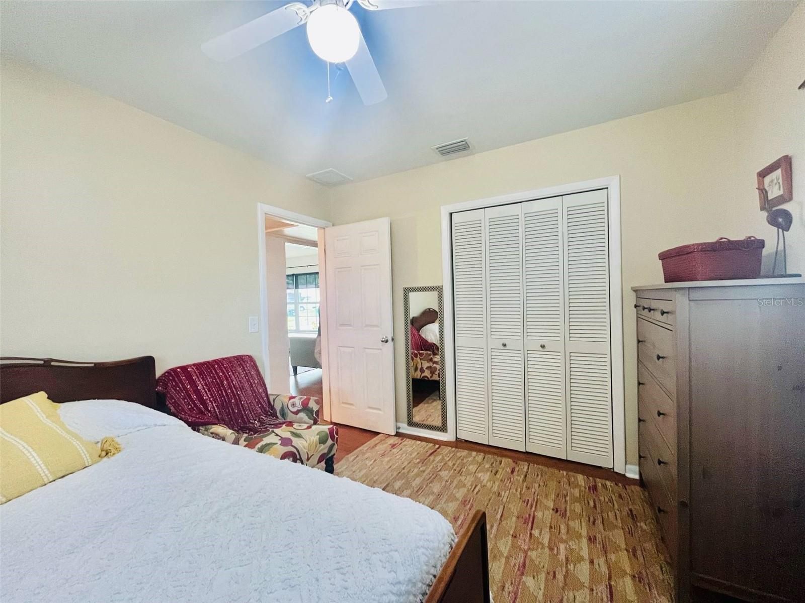 Image 8 of 21 For 1456 Temple Street
