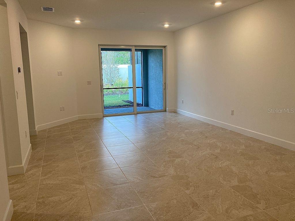 Image 14 of 25 For 26005 Bimini Sands Court