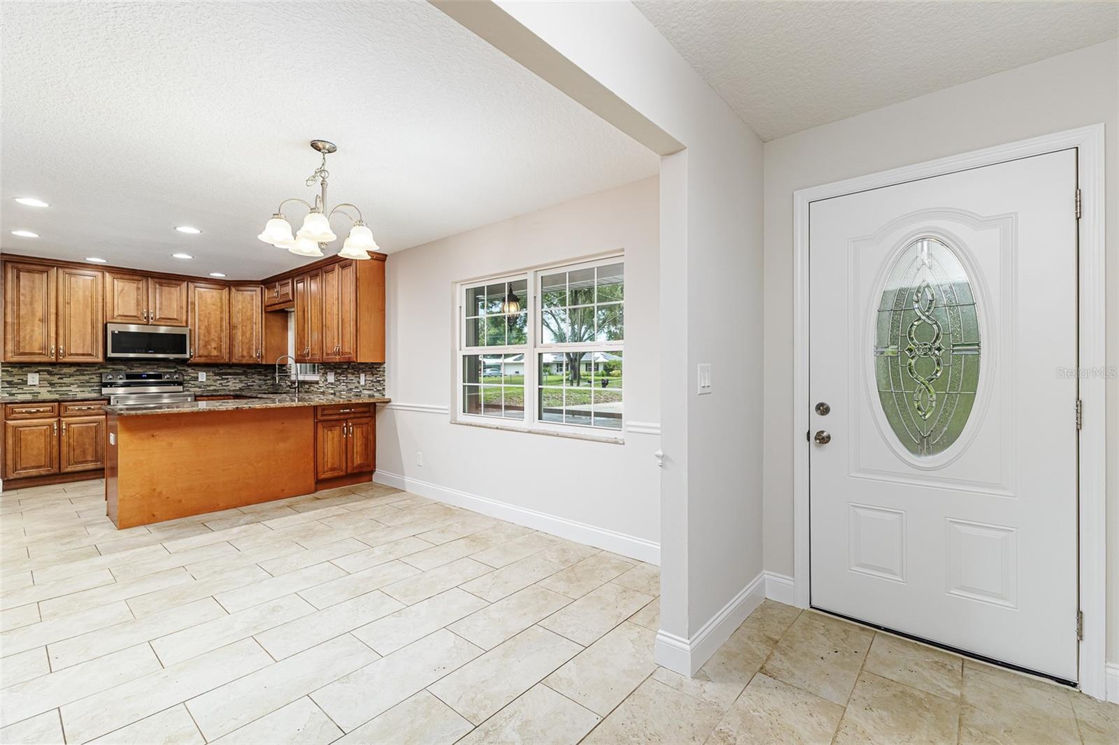 Image 2 of 31 For 537 Heather Court