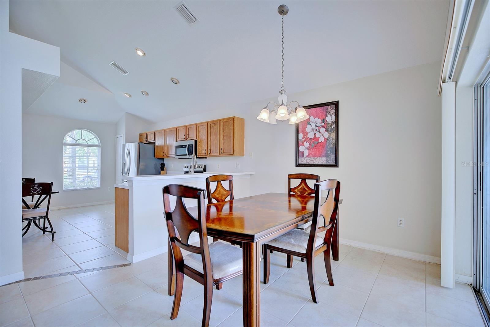 Image 18 of 43 For 3782 Rollingsford Circle