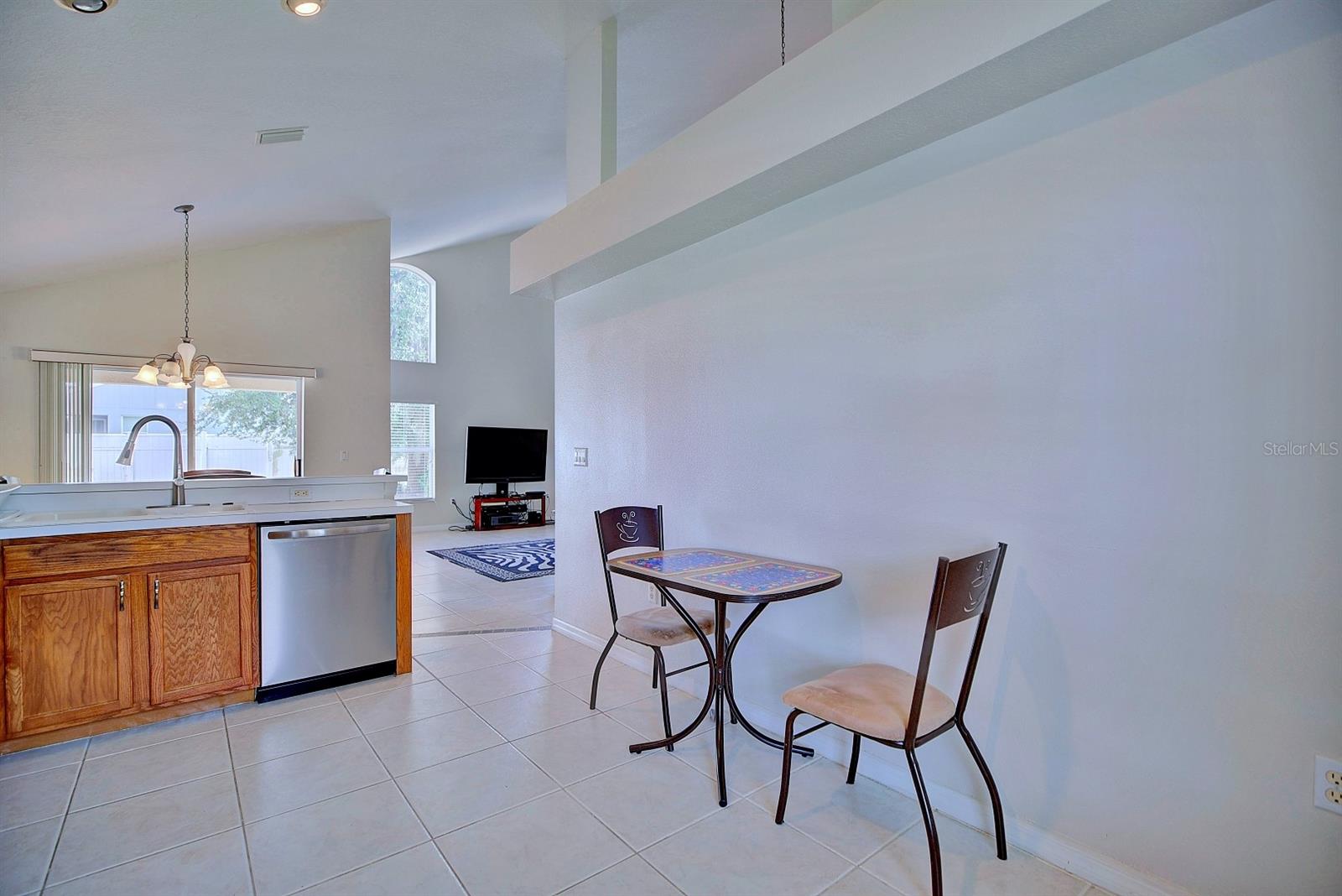 Image 21 of 43 For 3782 Rollingsford Circle