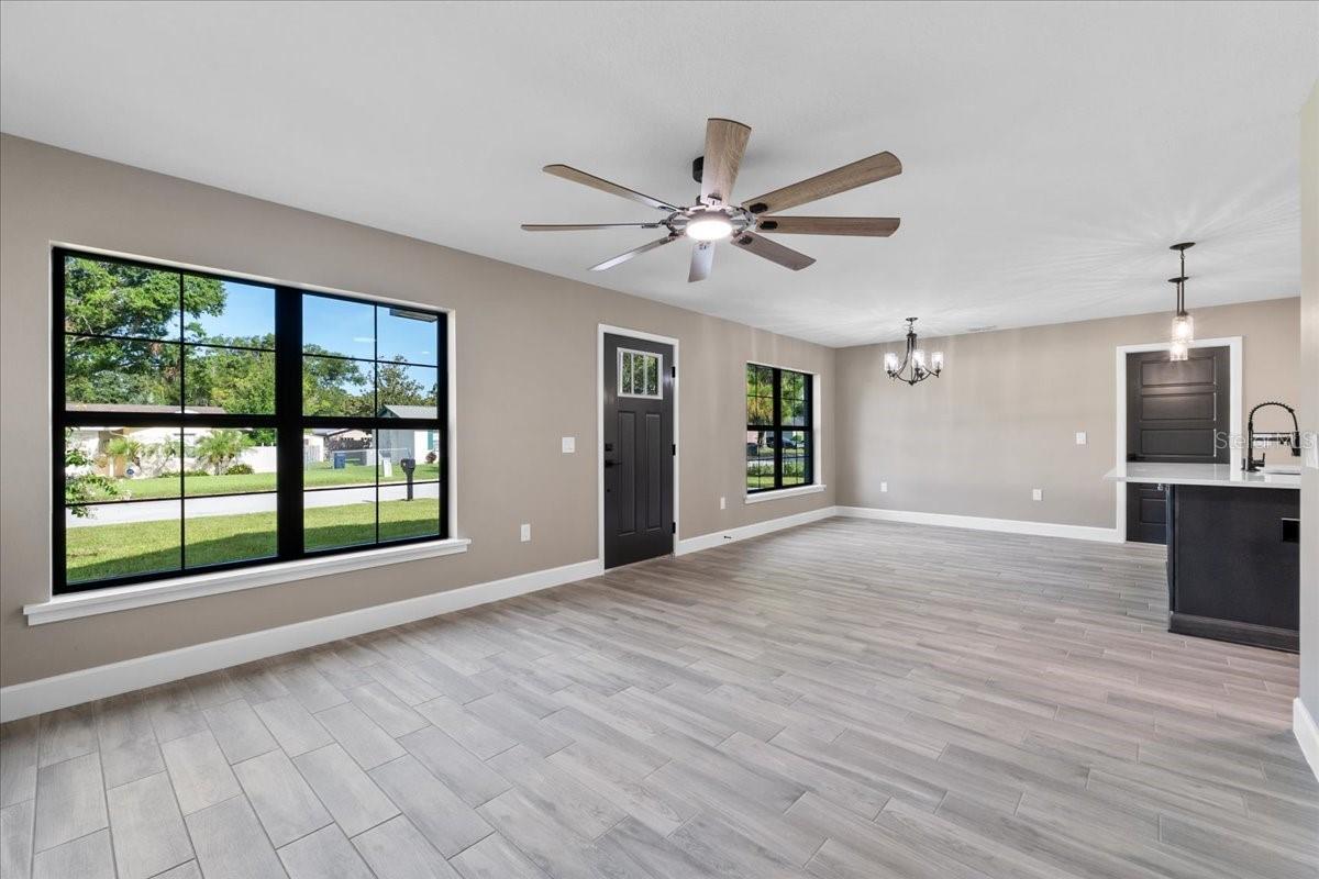 Image 7 of 43 For 3063 Lantana Circle