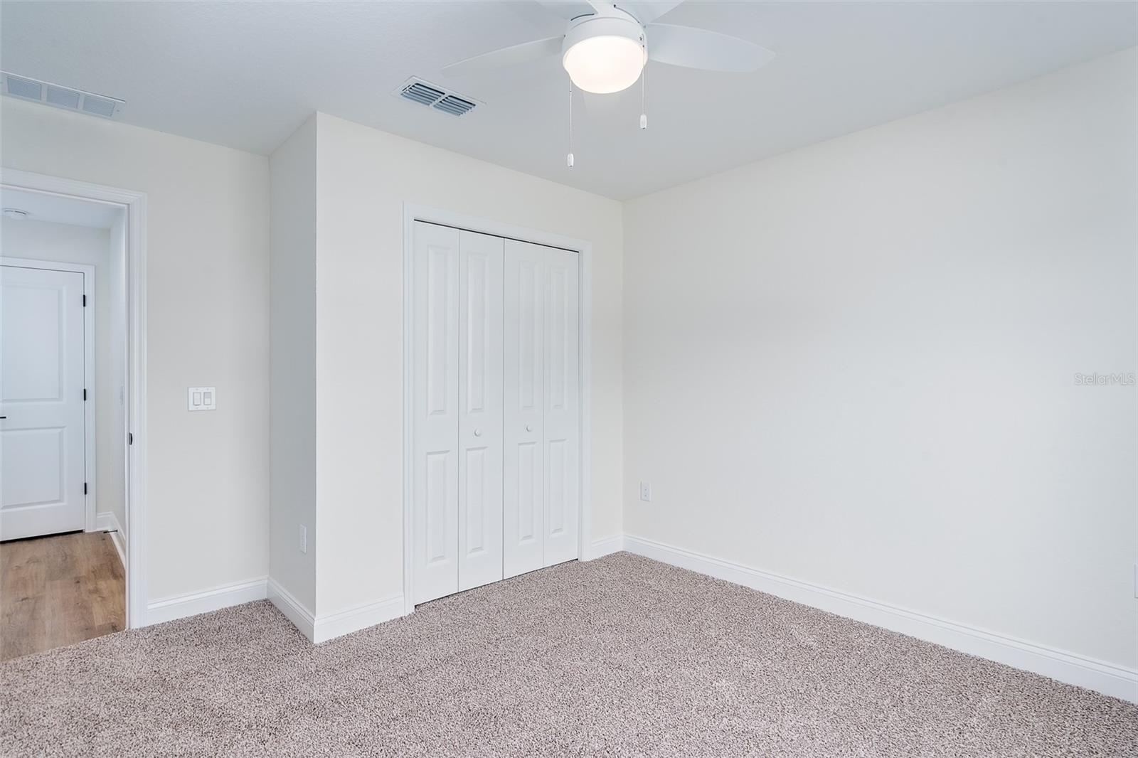 Image 15 of 25 For 714 Voight Avenue N