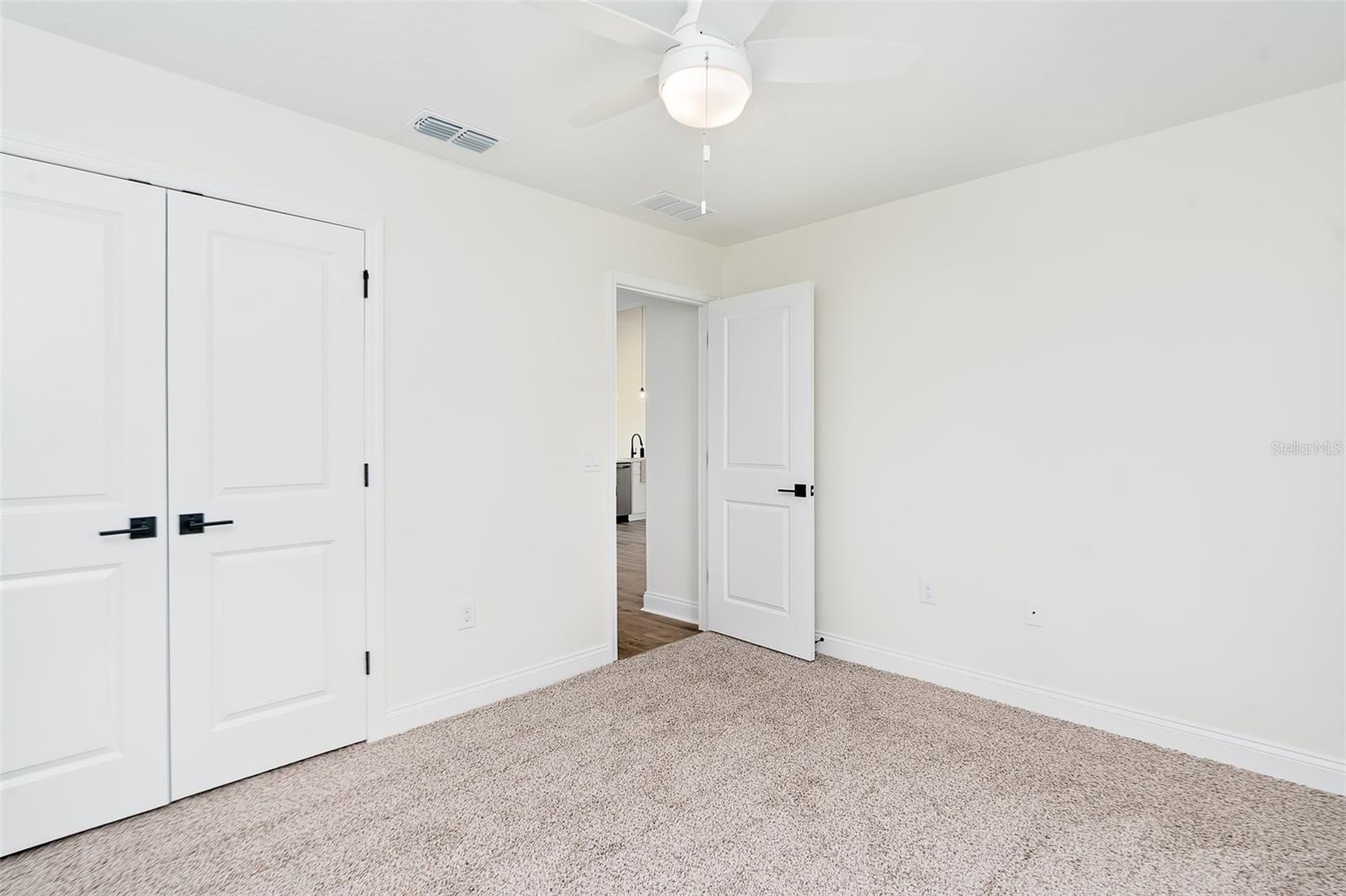 Image 16 of 28 For 724 Voight Avenue N