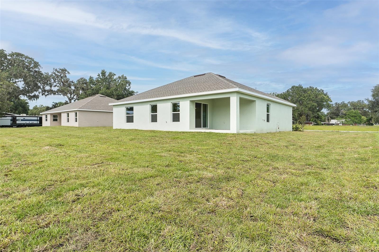 Image 21 of 28 For 724 Voight Avenue N
