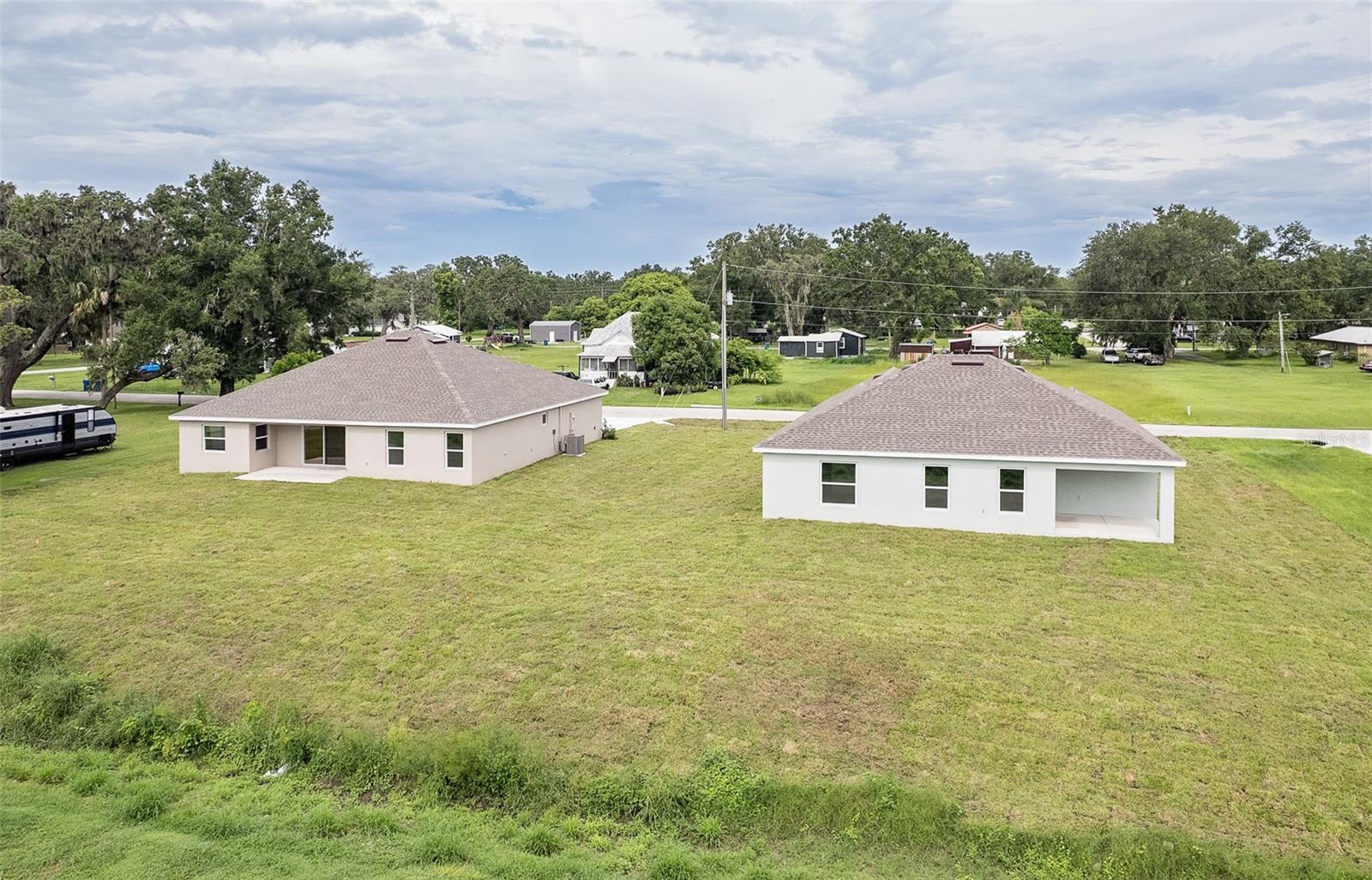 Image 22 of 28 For 724 Voight Avenue N