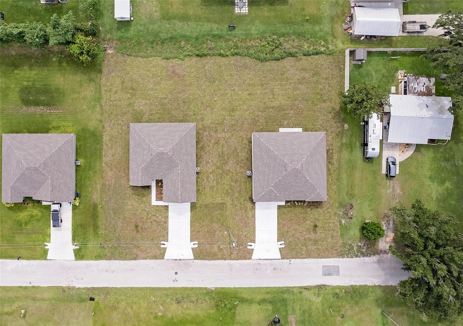 Image 25 of 28 For 724 Voight Avenue N