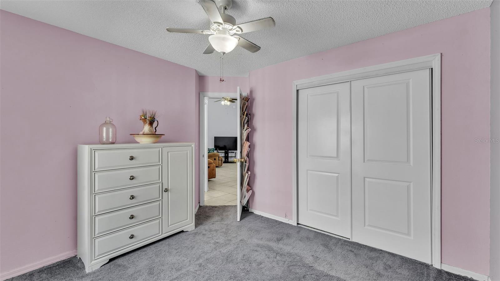 Image 23 of 42 For 526 Allison Avenue