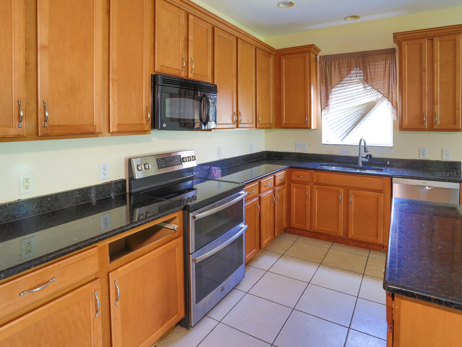 Image 9 of 47 For 1911 Wind Meadows Drive