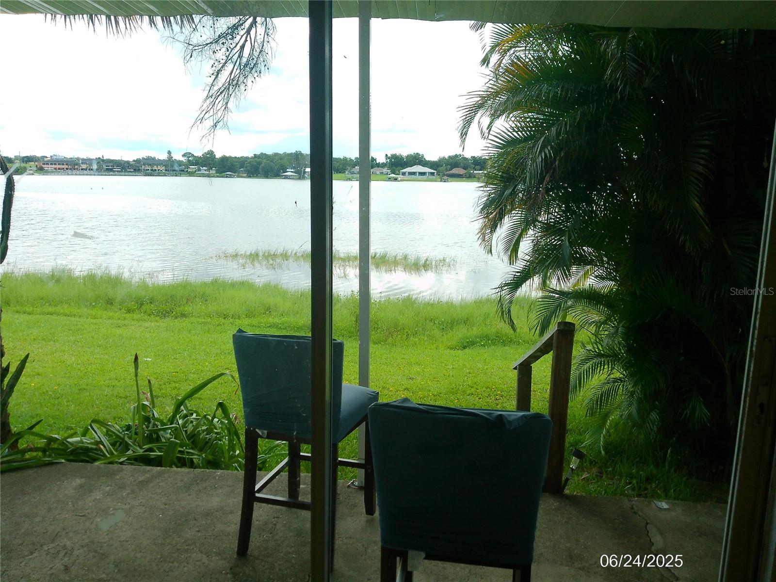 Image 15 of 18 For 1111 Cypress Gardens Boulevard Se 9