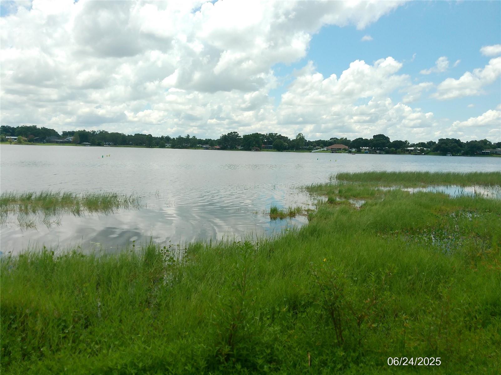 Image 17 of 18 For 1111 Cypress Gardens Boulevard Se 9