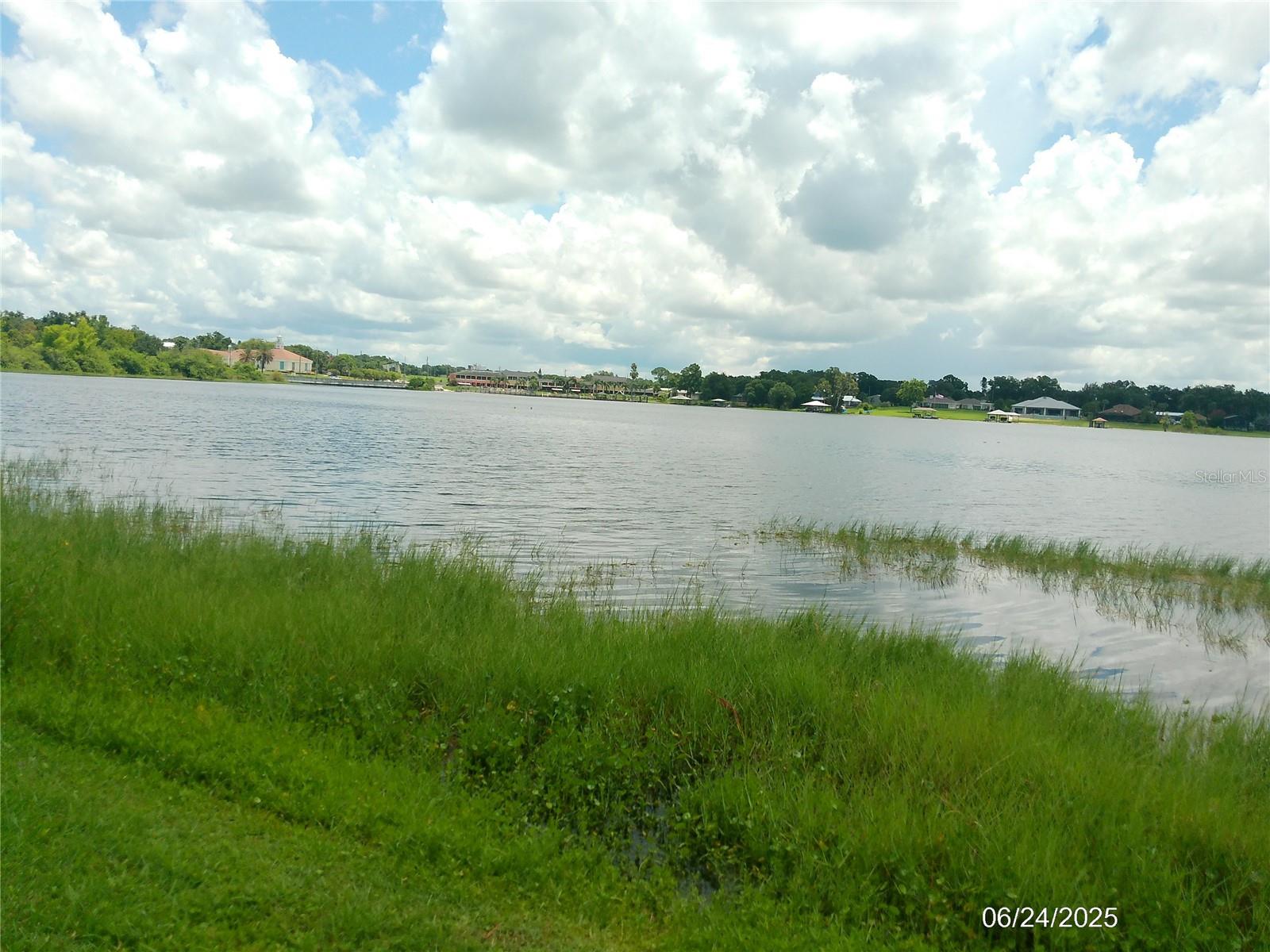 Image 18 of 18 For 1111 Cypress Gardens Boulevard Se 9