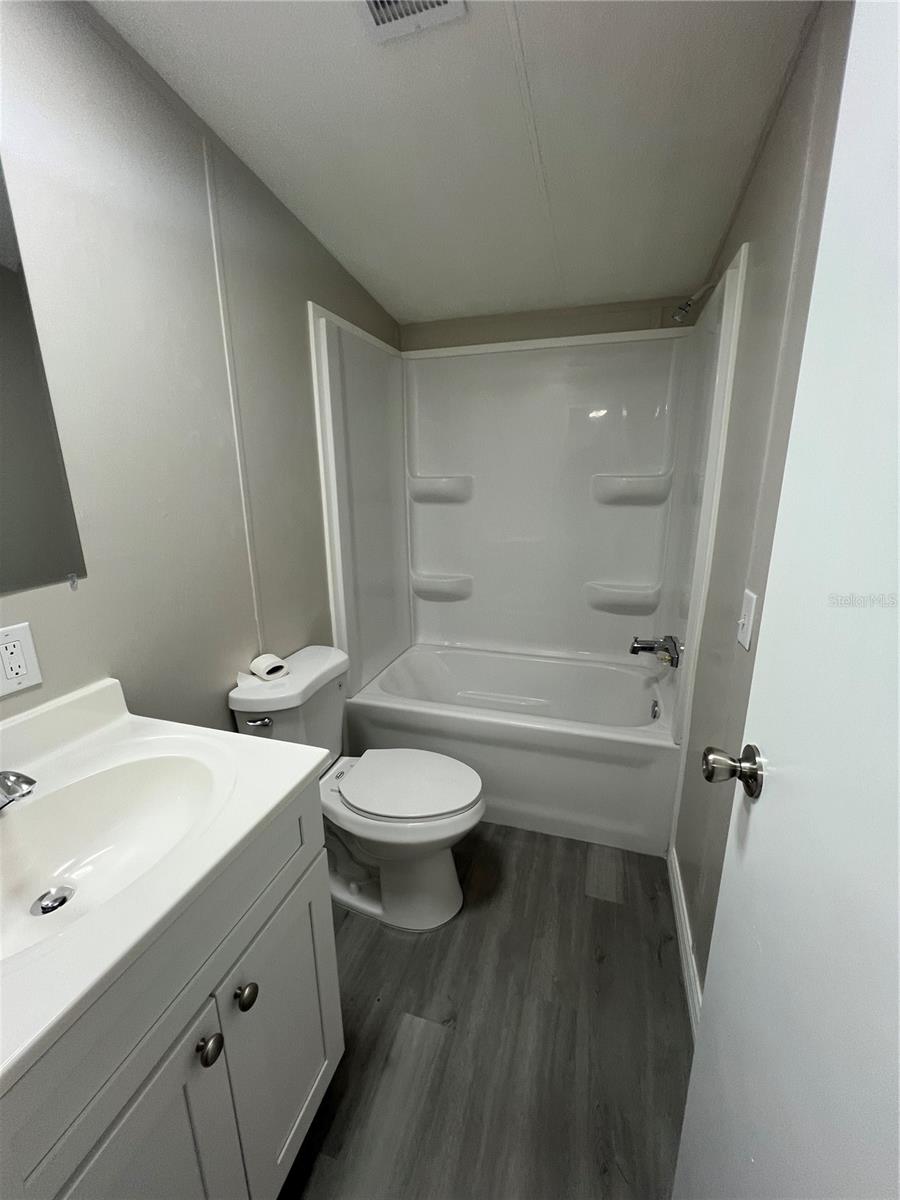 Image 14 of 19 For 2320 Pioneer Drive