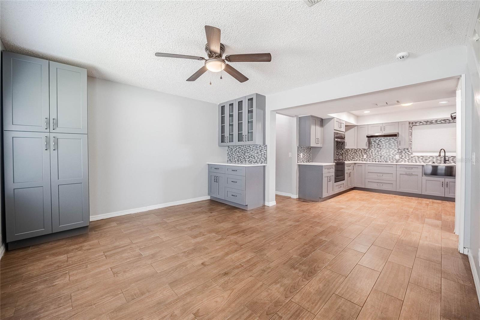 Image 16 of 53 For 252 Brookins Avenue