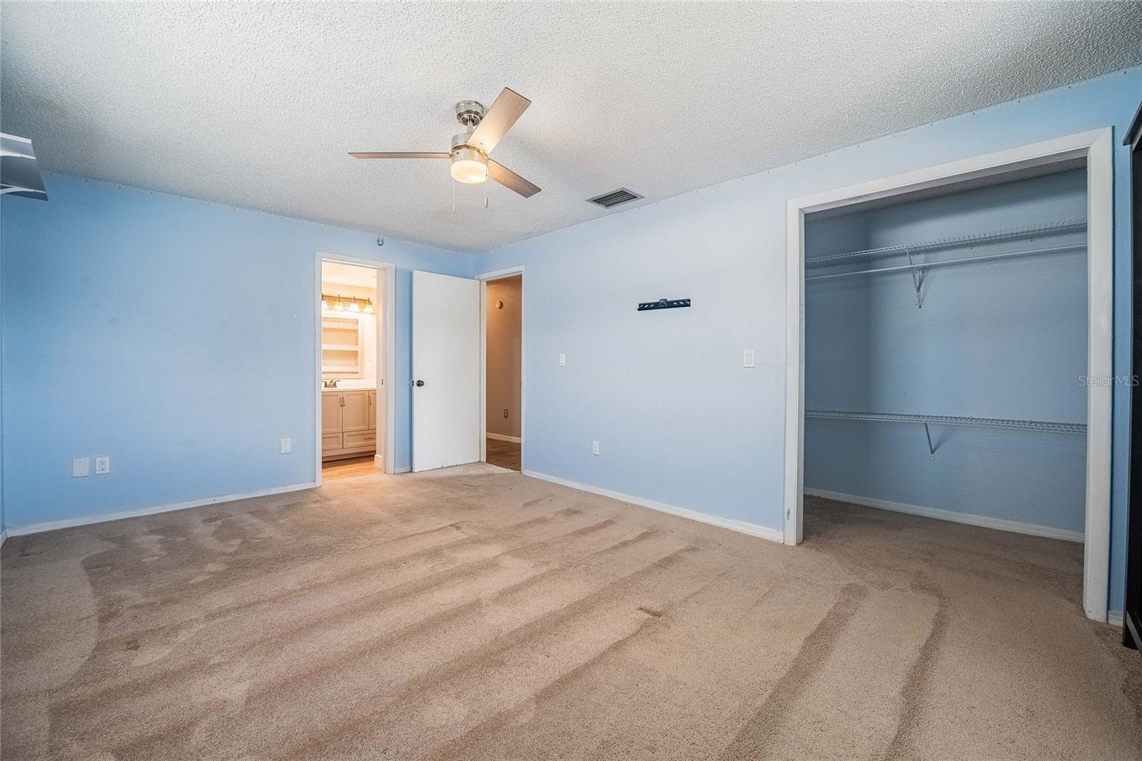 Image 24 of 53 For 252 Brookins Avenue