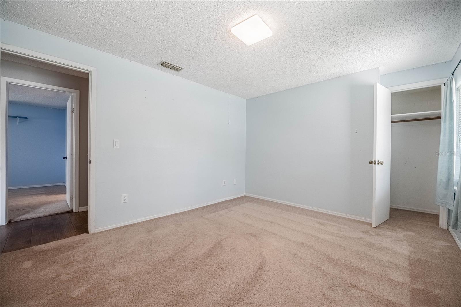 Image 26 of 53 For 252 Brookins Avenue