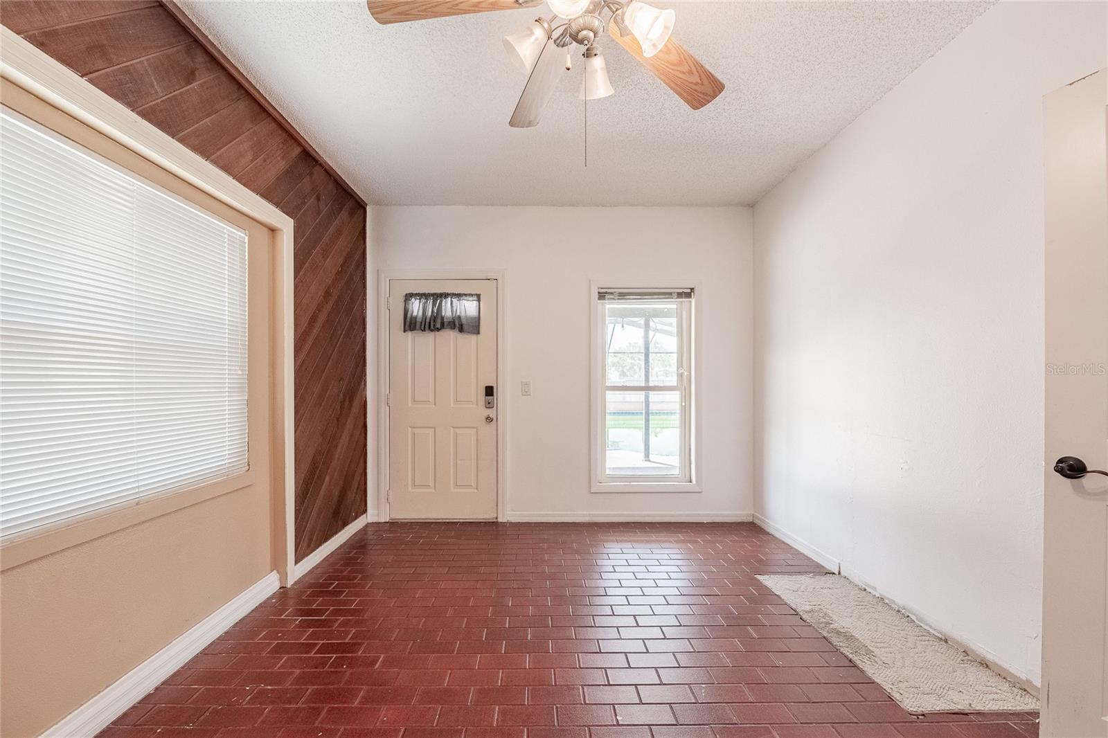 Image 37 of 53 For 252 Brookins Avenue