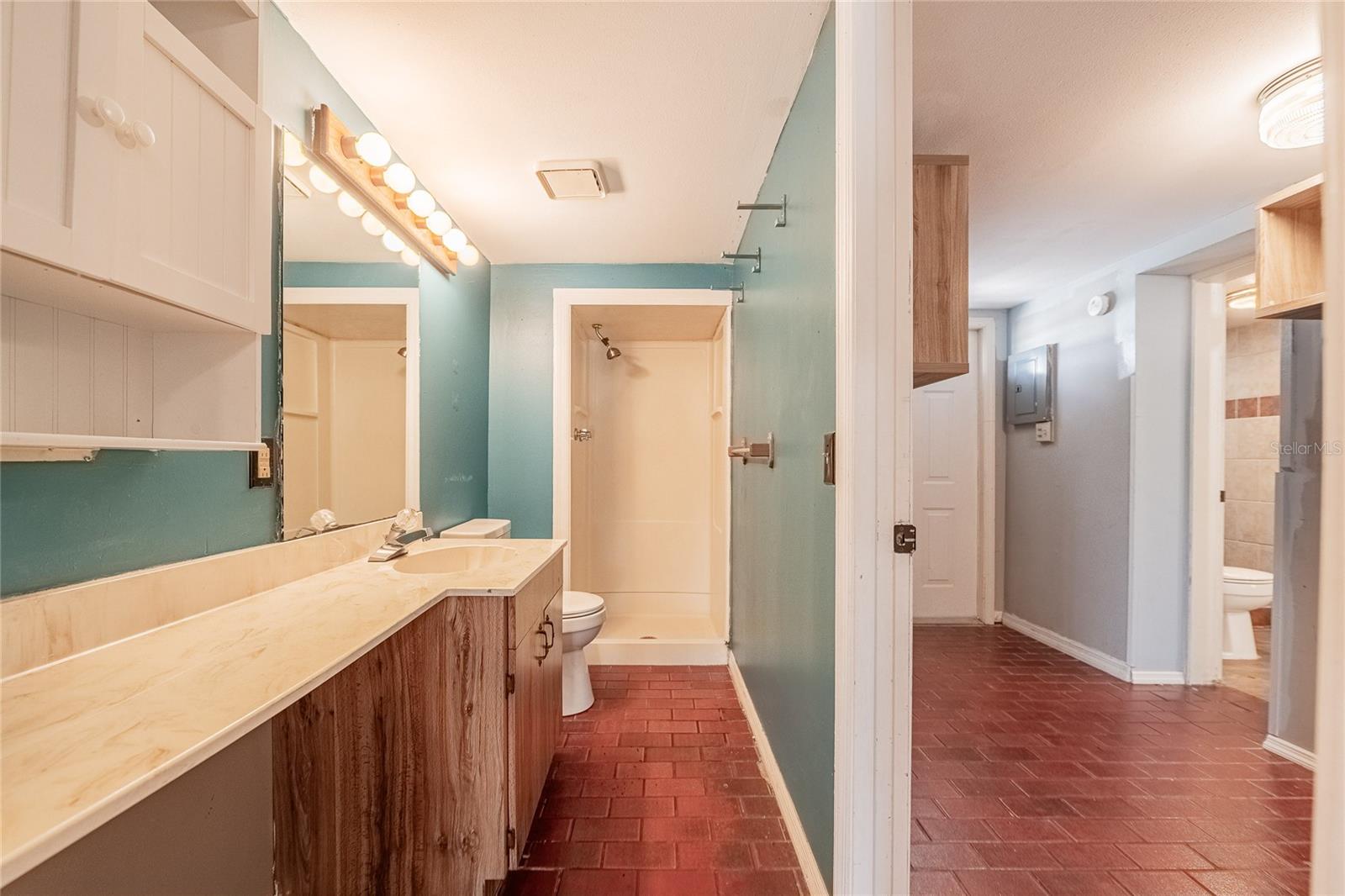 Image 39 of 53 For 252 Brookins Avenue
