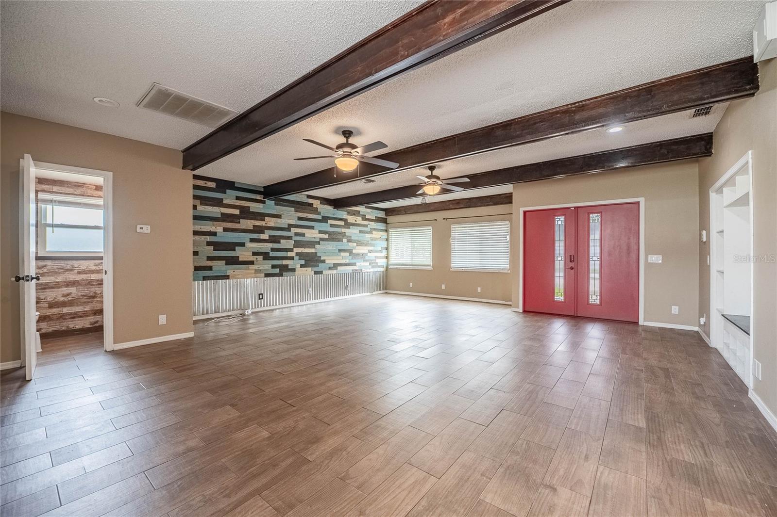 Image 7 of 53 For 252 Brookins Avenue