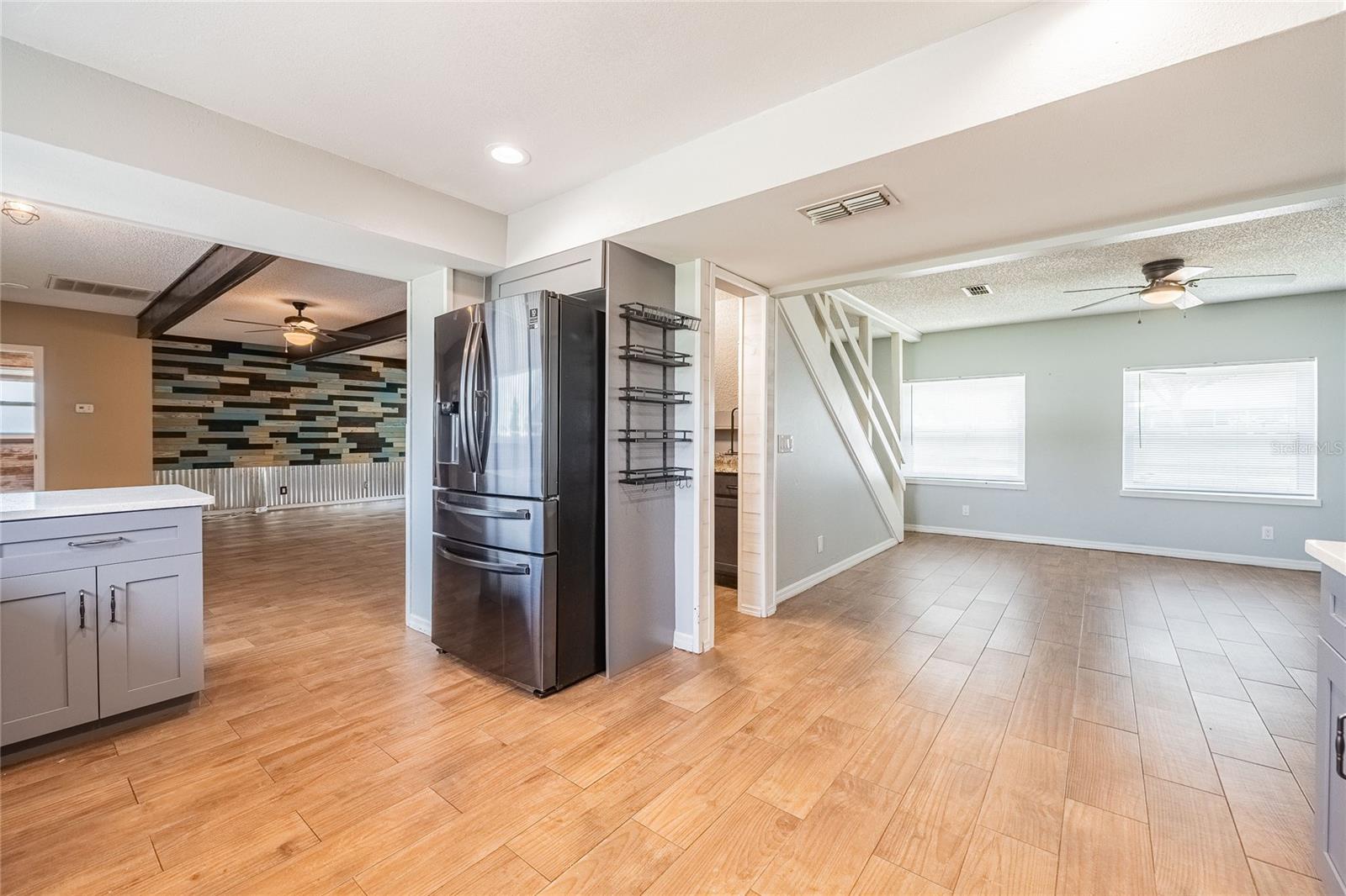 Image 9 of 53 For 252 Brookins Avenue