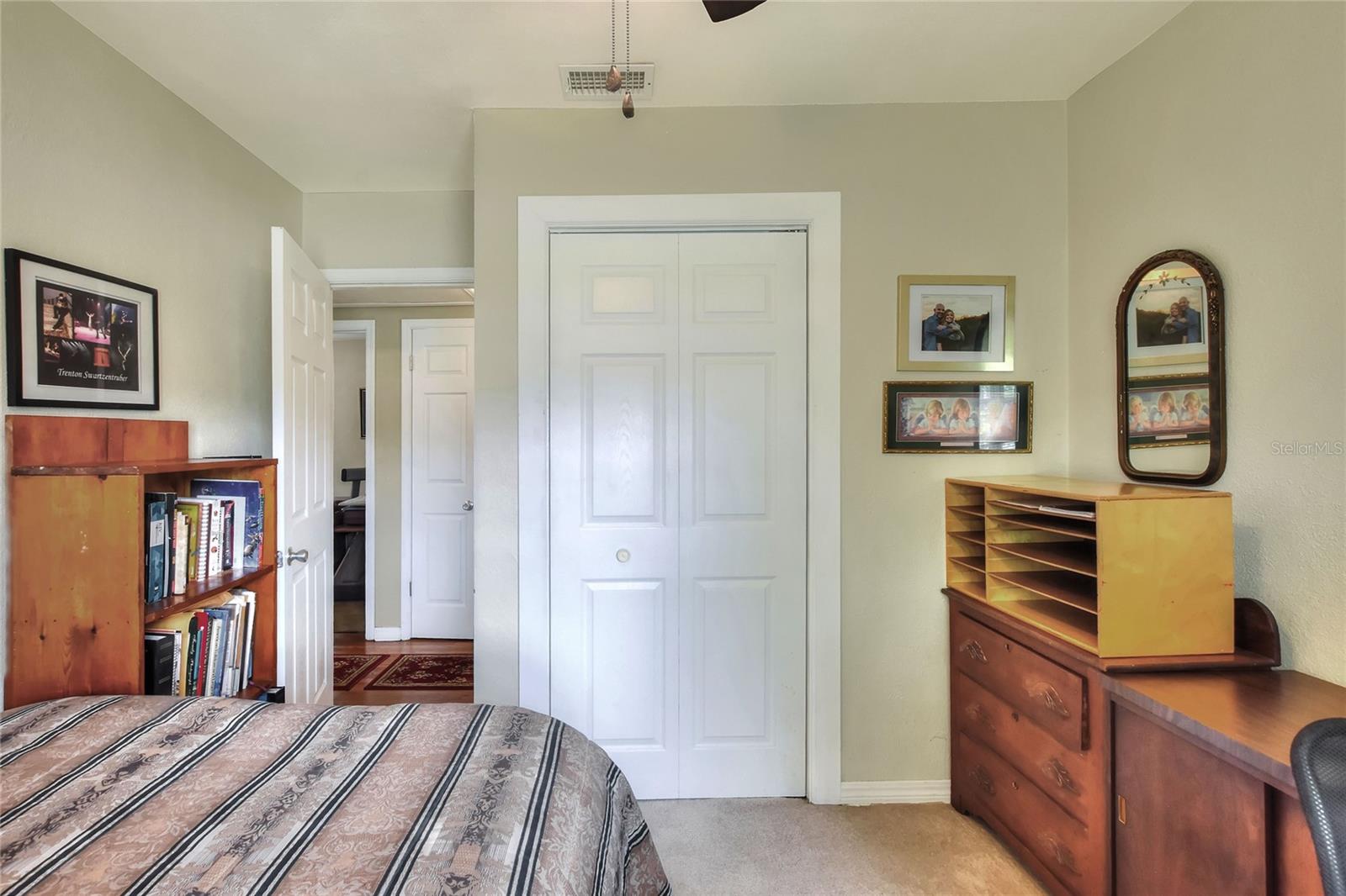 Image 17 of 41 For 726 Susan Drive