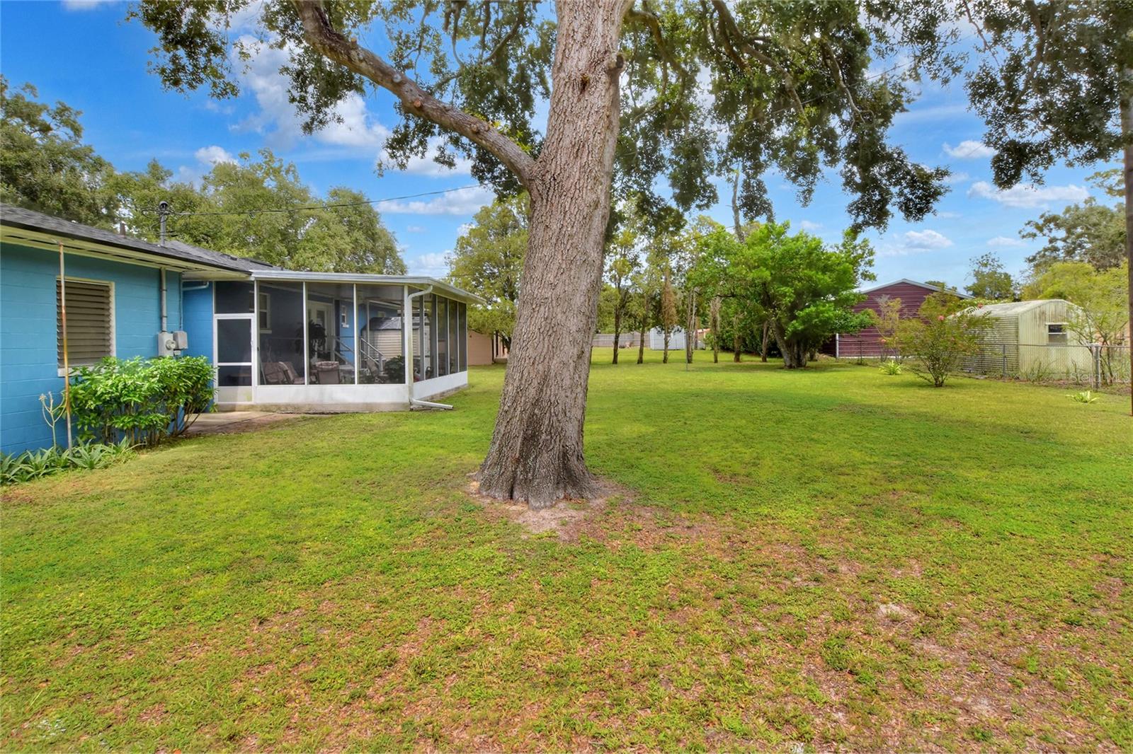 Image 31 of 41 For 726 Susan Drive