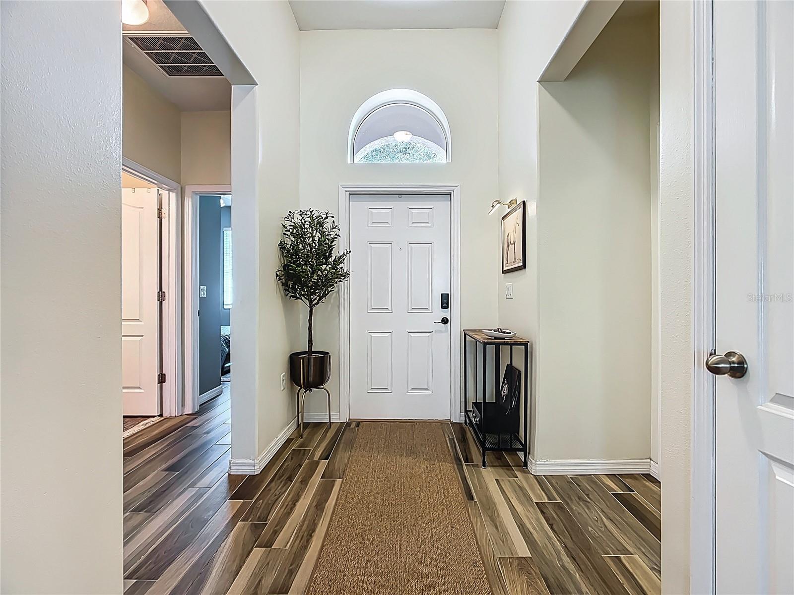 Image 3 of 62 For 4458 Creekside Drive