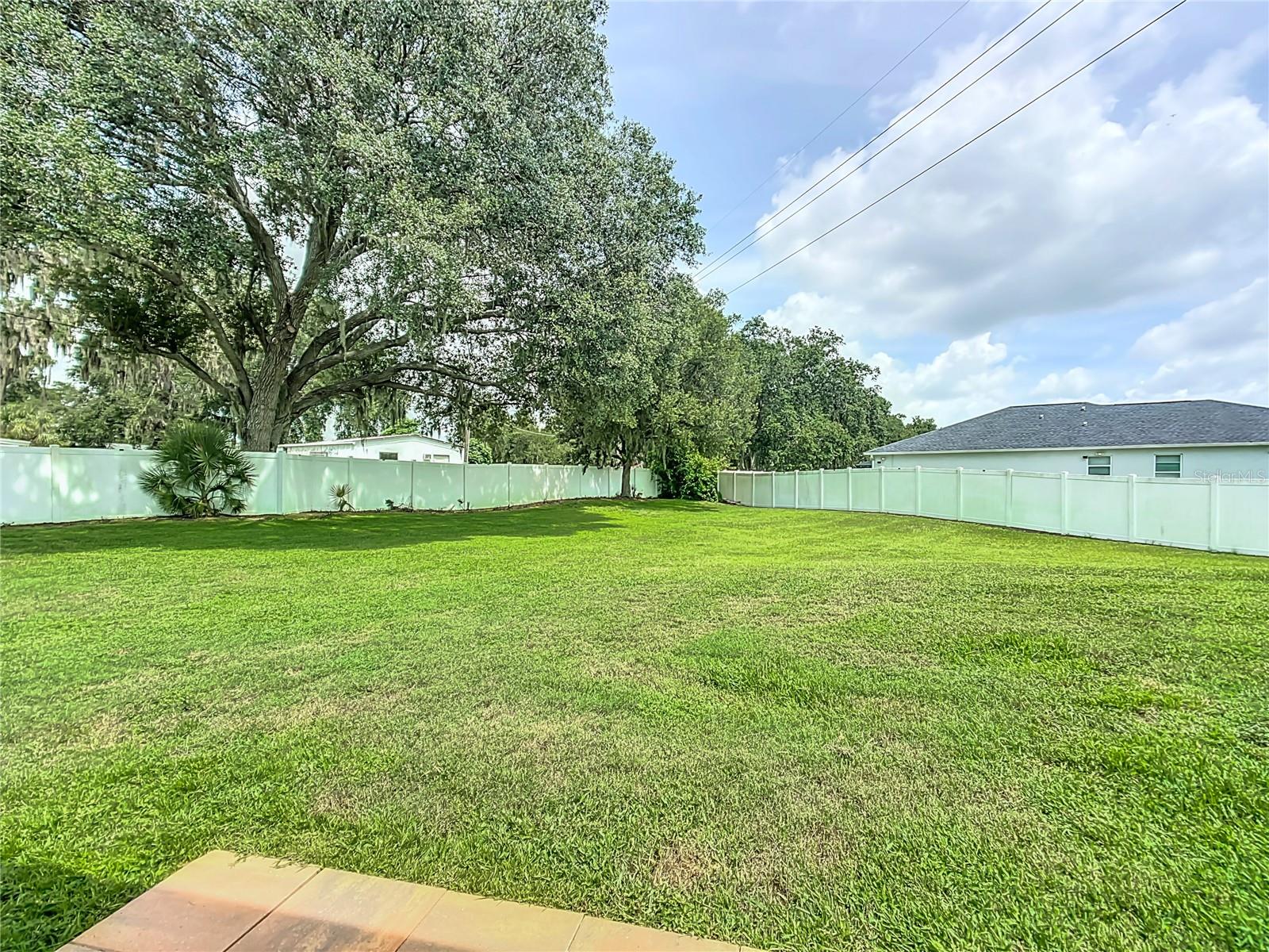 Image 35 of 62 For 4458 Creekside Drive