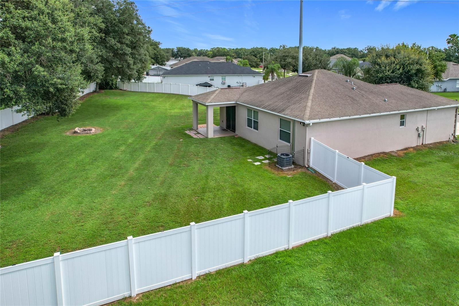 Image 43 of 62 For 4458 Creekside Drive