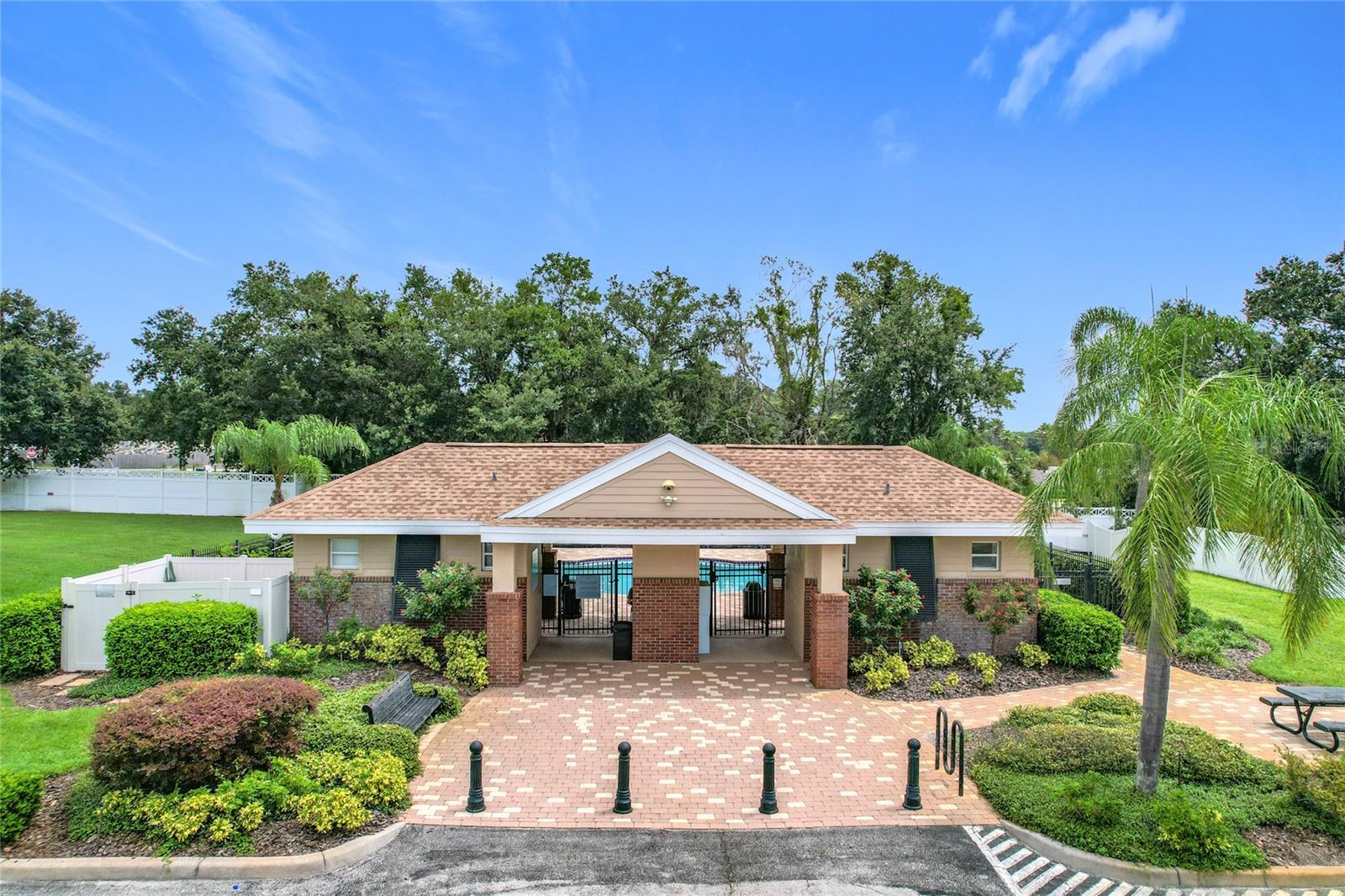 Image 45 of 62 For 4458 Creekside Drive