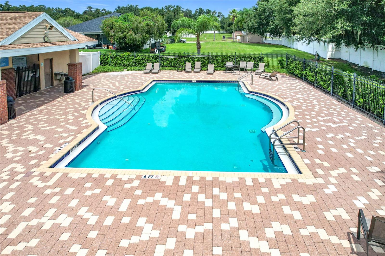 Image 47 of 62 For 4458 Creekside Drive