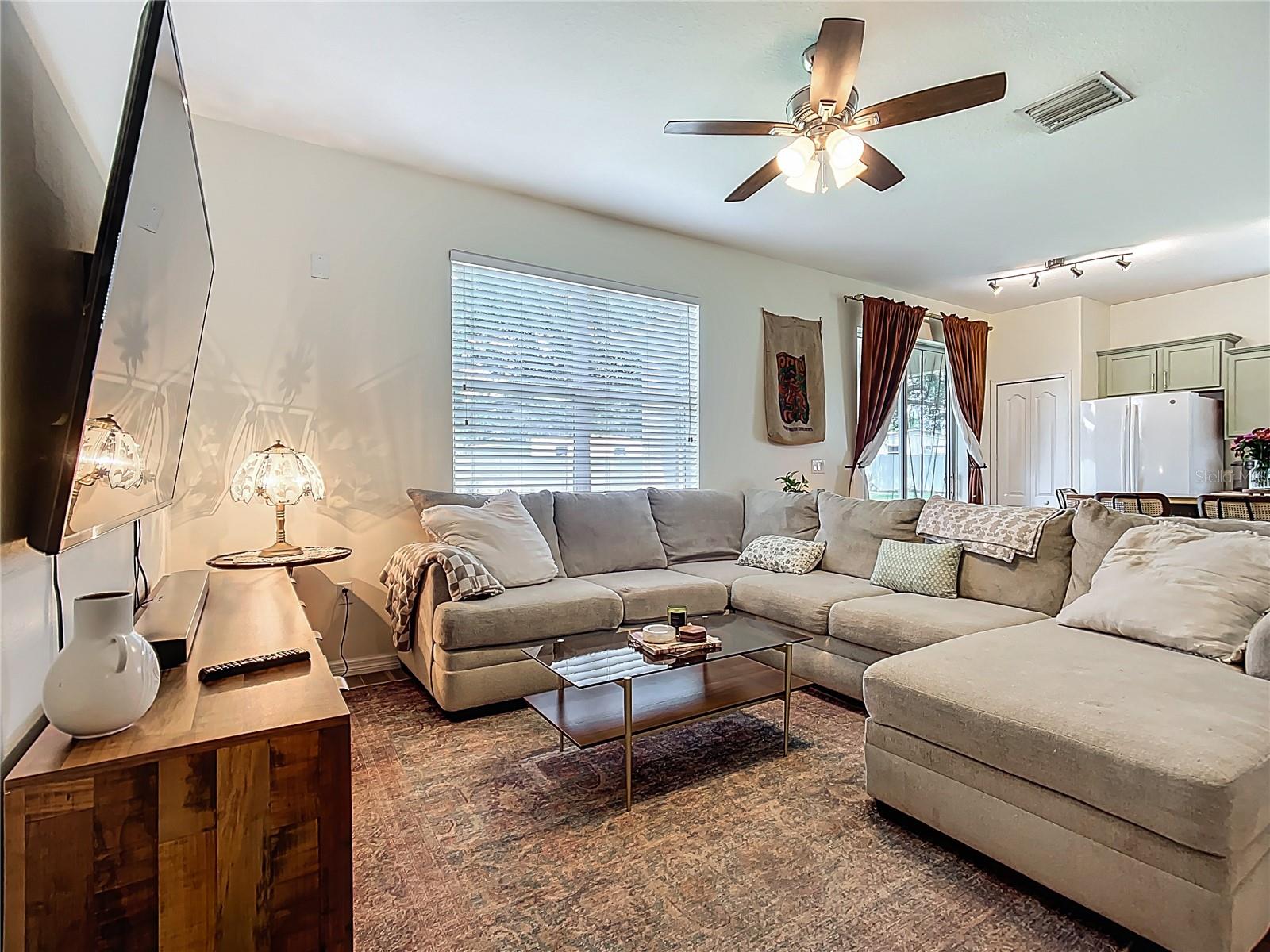 Image 6 of 62 For 4458 Creekside Drive