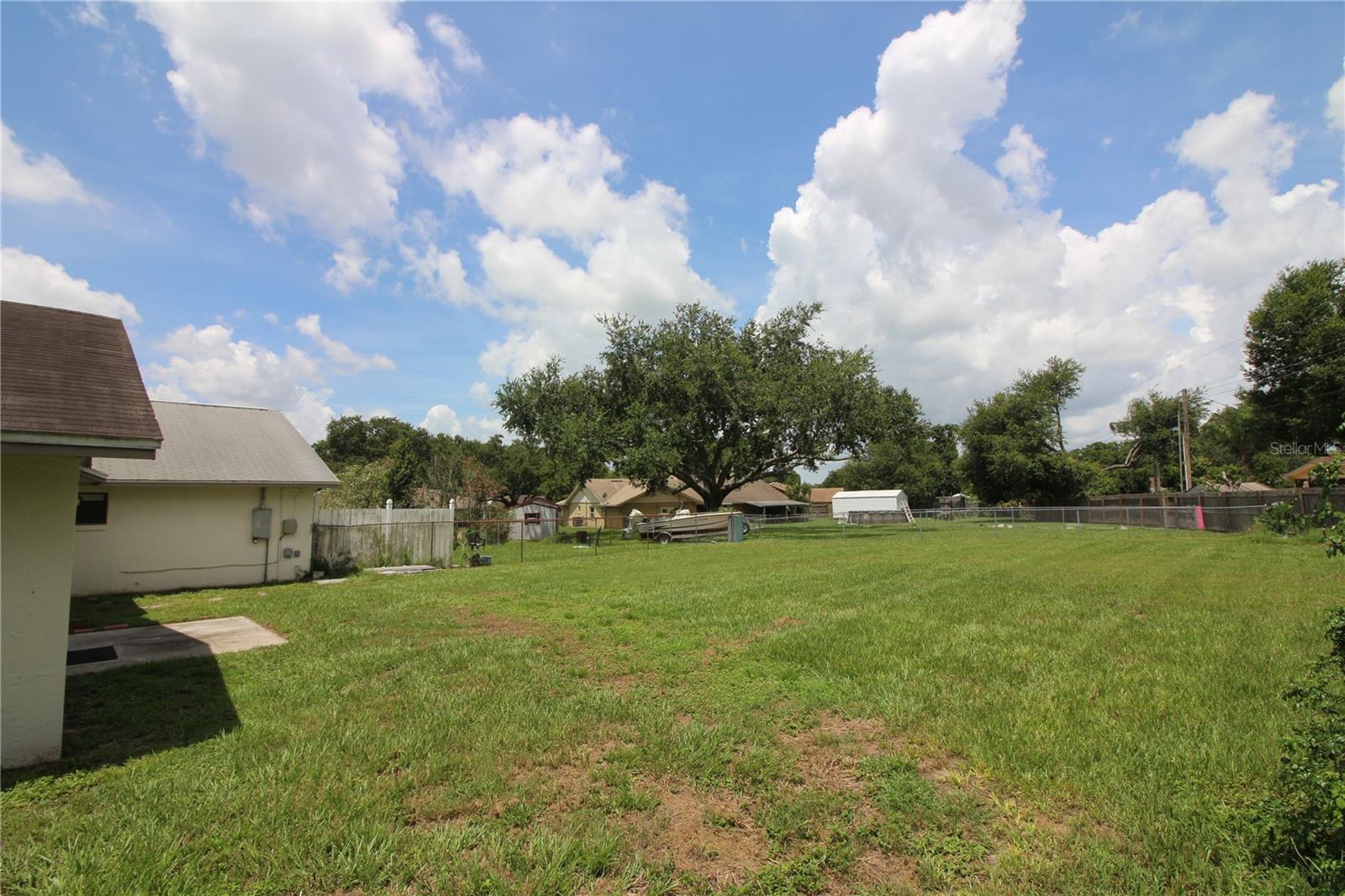 Image 17 of 18 For 6309 Highland Gardens Court