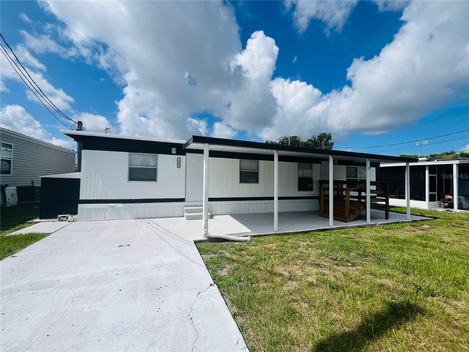 Details for 550 Woodpecker Pike, WINTER HAVEN, FL 33881