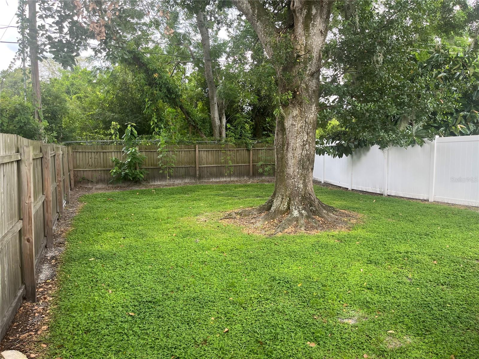 Image 13 of 15 For 3225 Julia Court