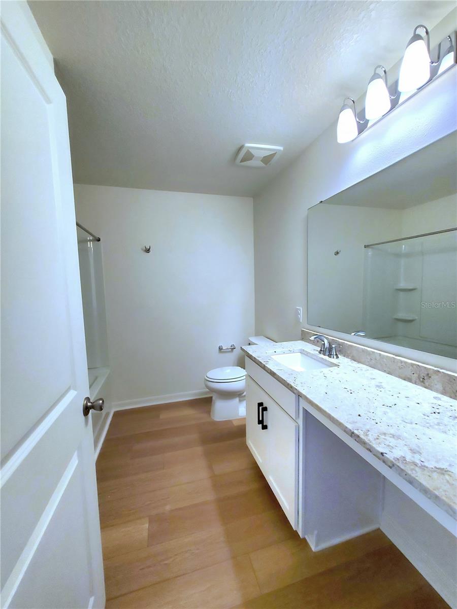 Image 3 of 7 For 7036 Cruz Court