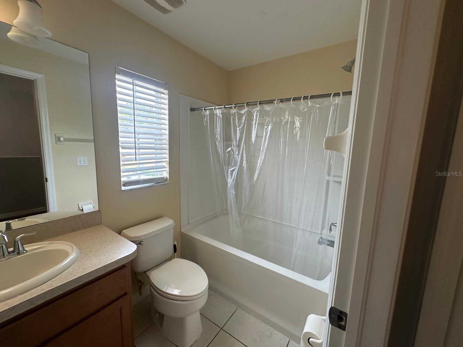 Image 11 of 17 For 4182 Winding Vine Drive