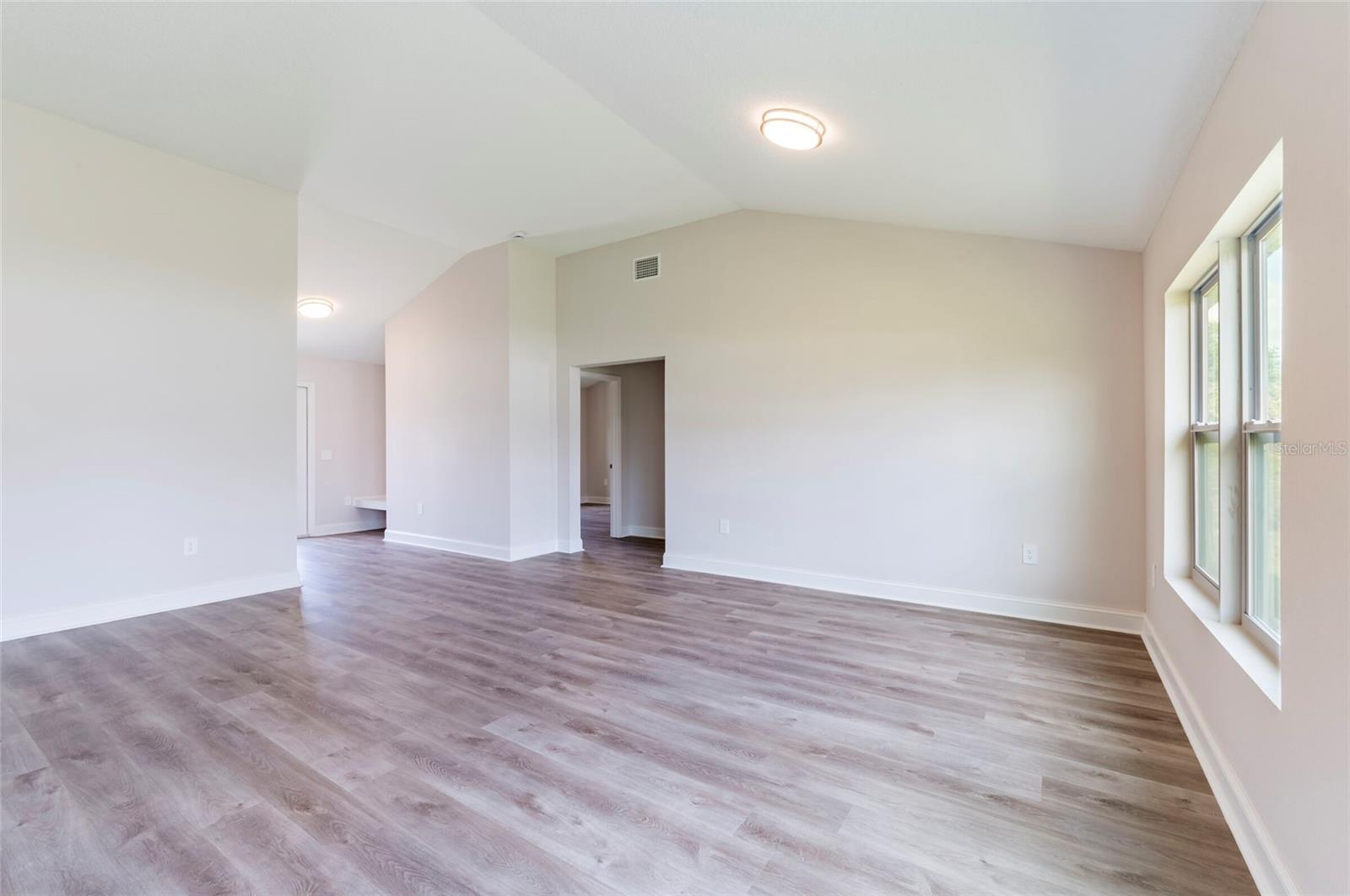 Image 8 of 14 For 1191 68th Place