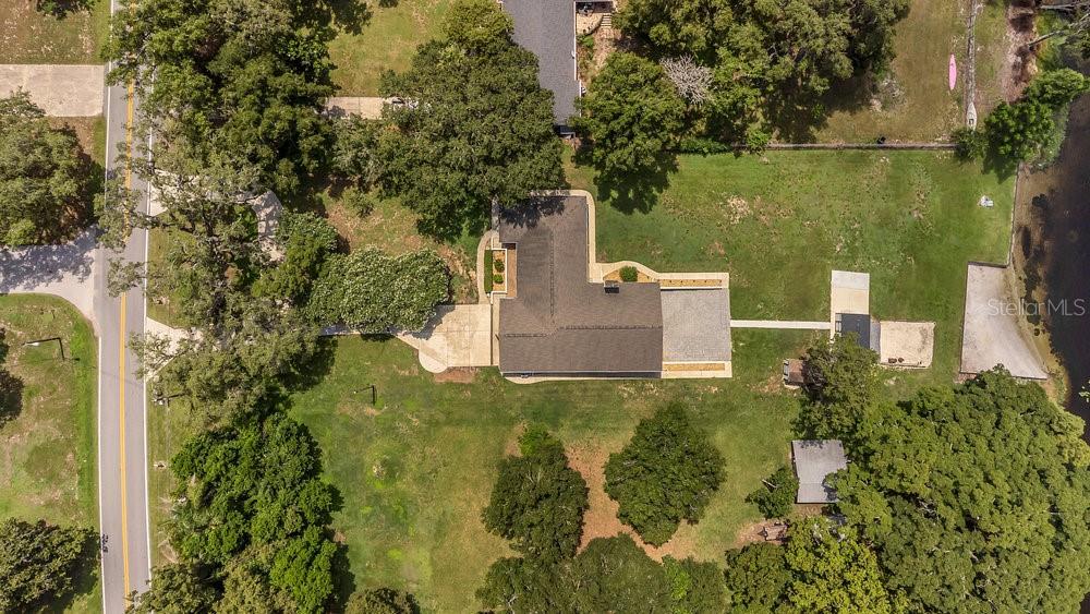 Image 48 of 56 For 224 Lakeshore Drive