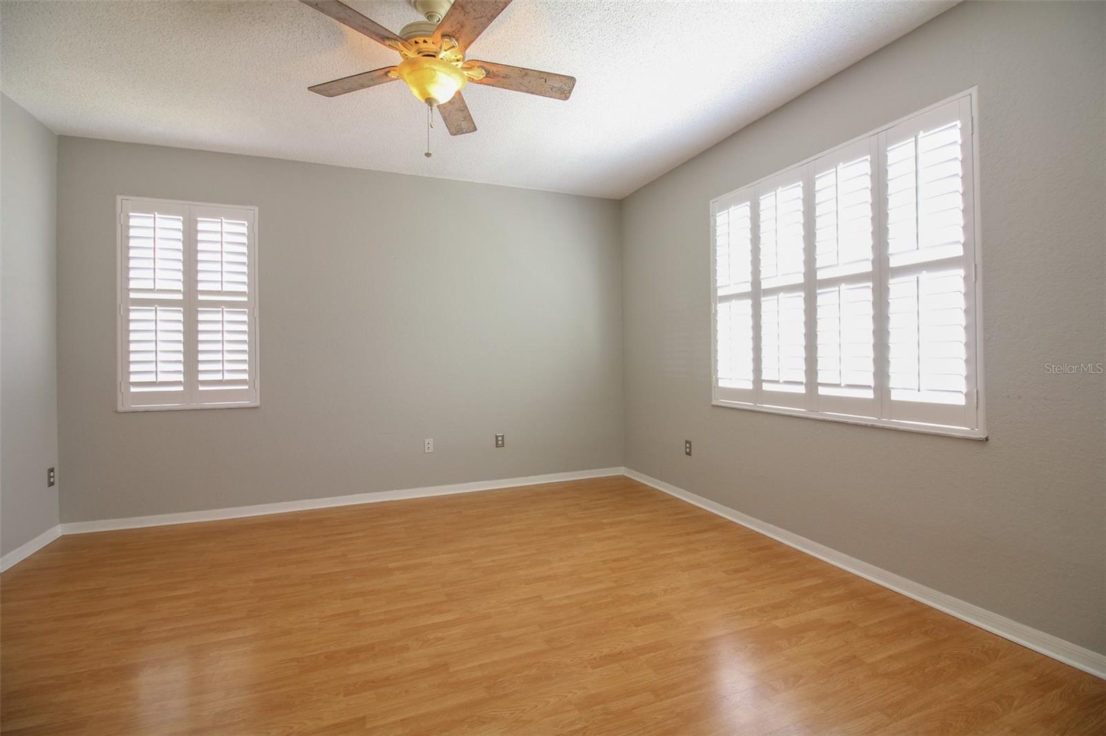 Image 11 of 21 For 5491 Moon Valley Drive