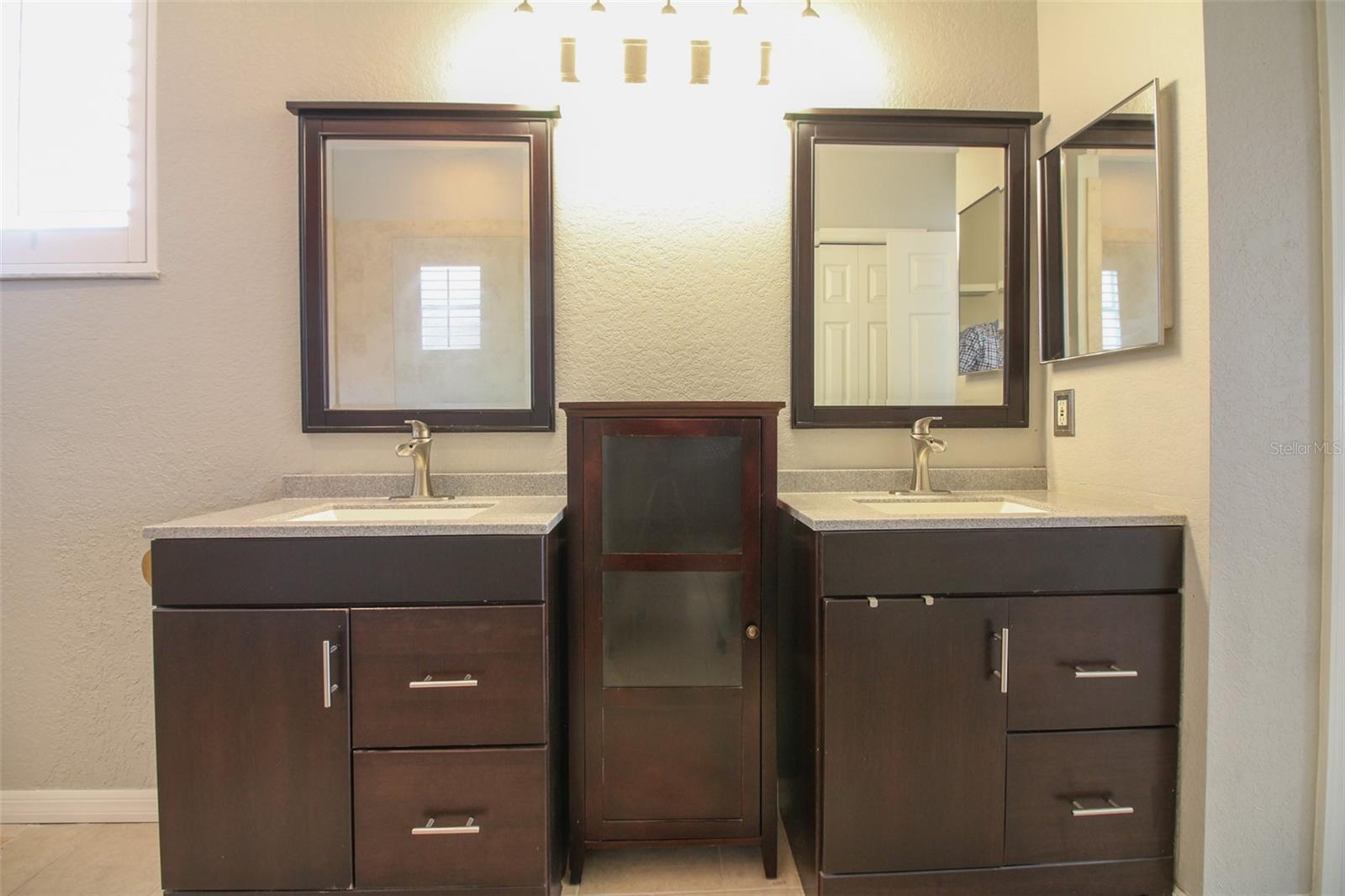 Image 16 of 21 For 5491 Moon Valley Drive