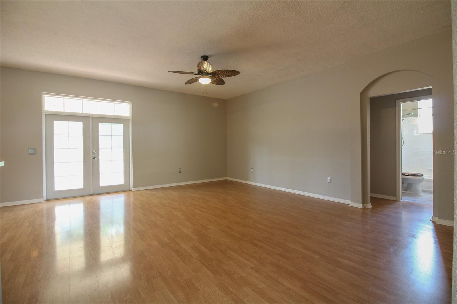 Image 2 of 21 For 5491 Moon Valley Drive