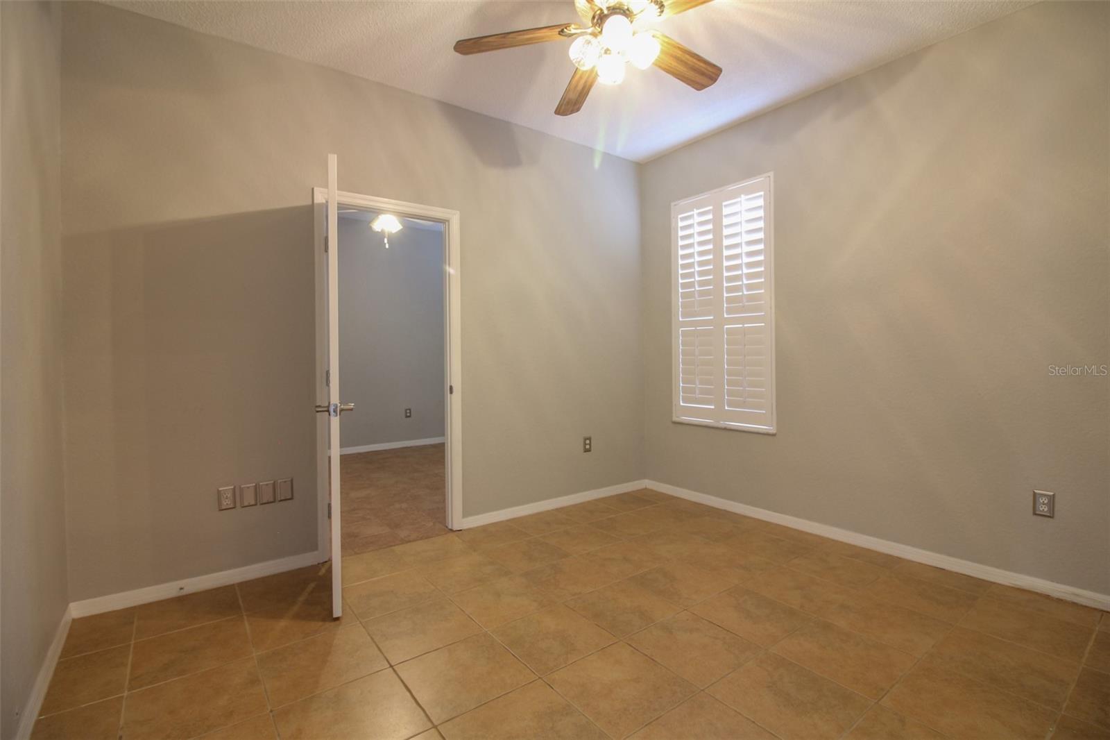 Image 20 of 21 For 5491 Moon Valley Drive