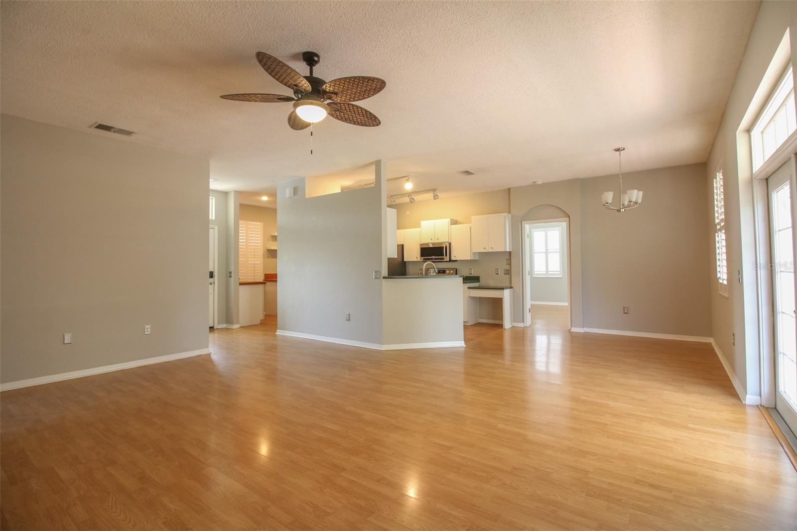 Image 3 of 21 For 5491 Moon Valley Drive