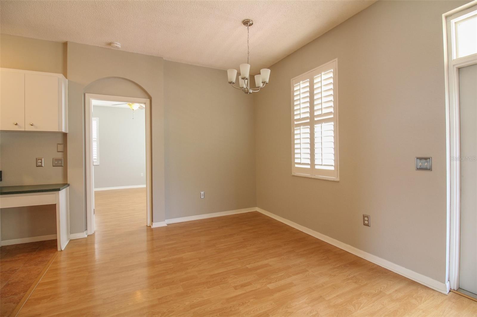 Image 5 of 21 For 5491 Moon Valley Drive