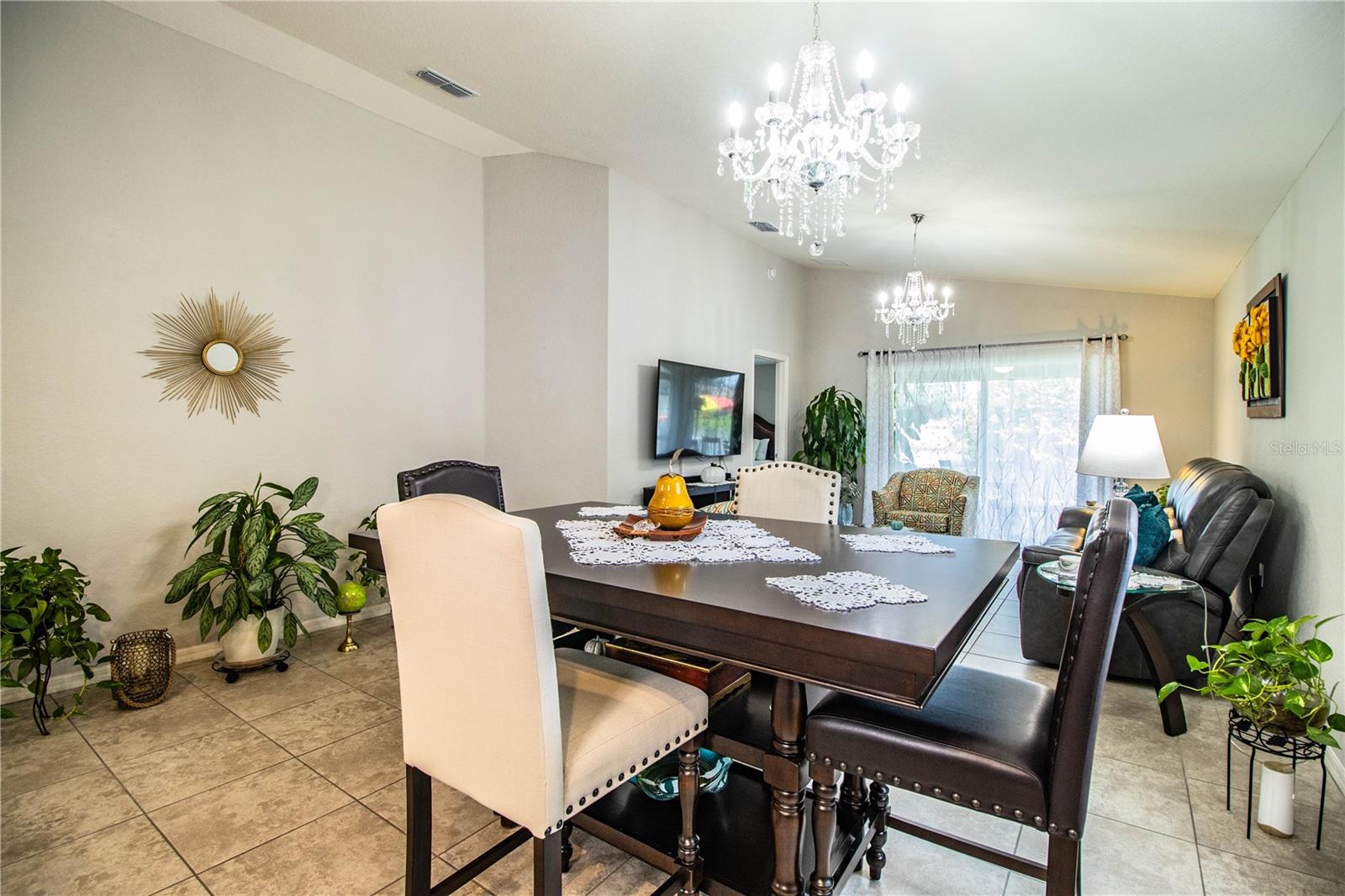 Image 11 of 58 For 8031 Brookeshire Drive