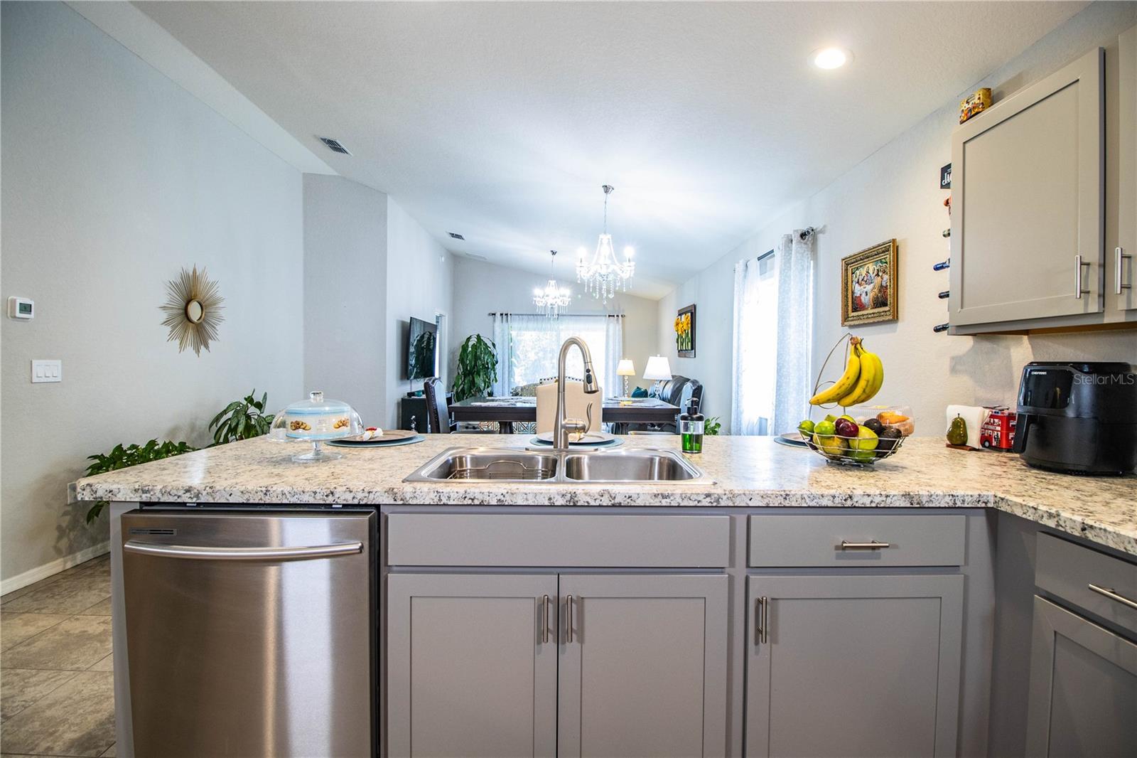 Image 7 of 58 For 8031 Brookeshire Drive