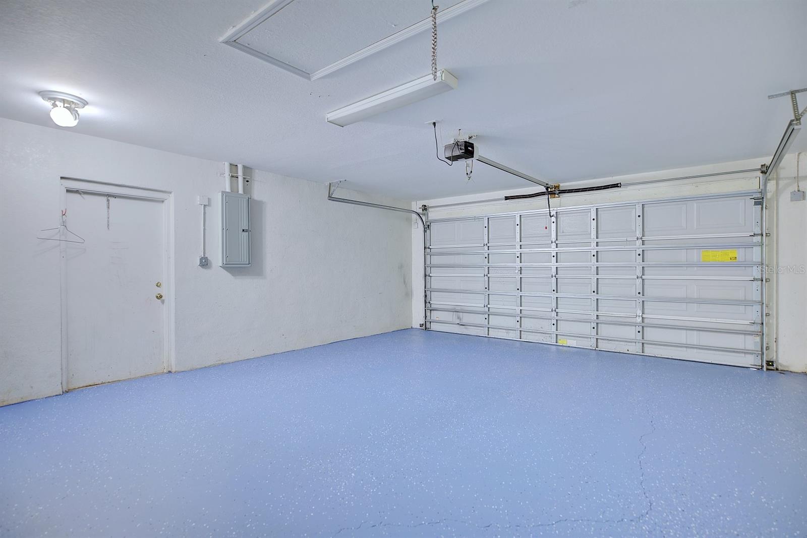 Image 33 of 36 For 3012 King Drive 207