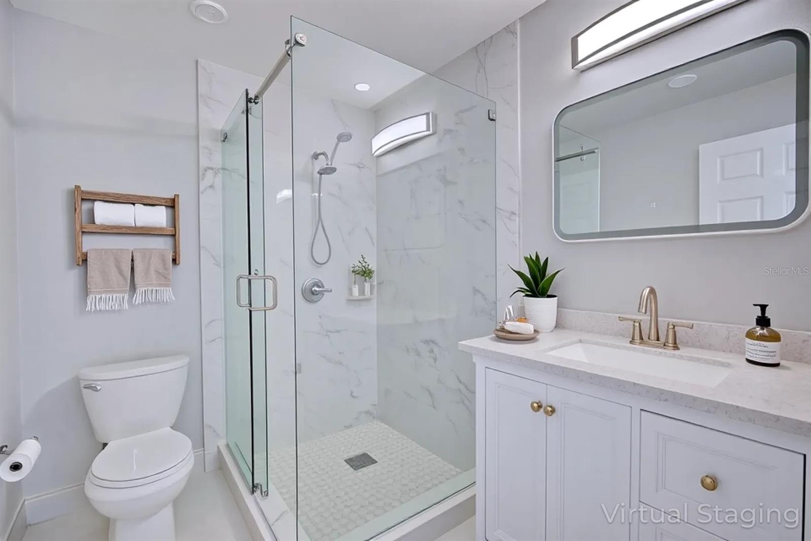 Image 9 of 36 For 3012 King Drive 207